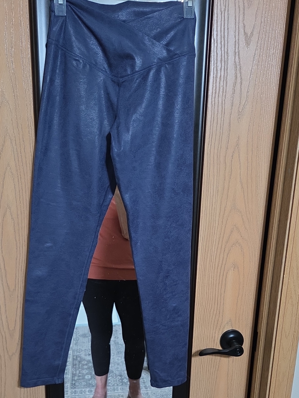Navy V-Waist Performance Leggings